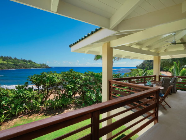 Experience Luxury in Moloa'a Bay - The Perfect Kauai Retreat